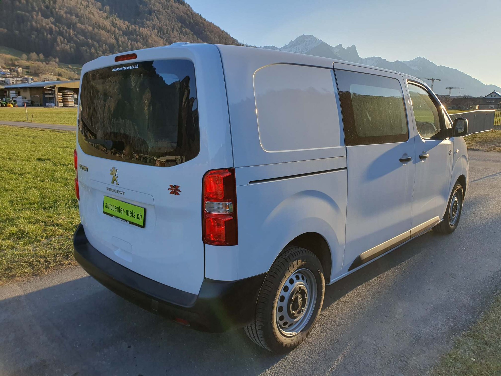 PEUGEOT Expert Kaw. Standard 2.0 BlueHDi 4x4-image-8