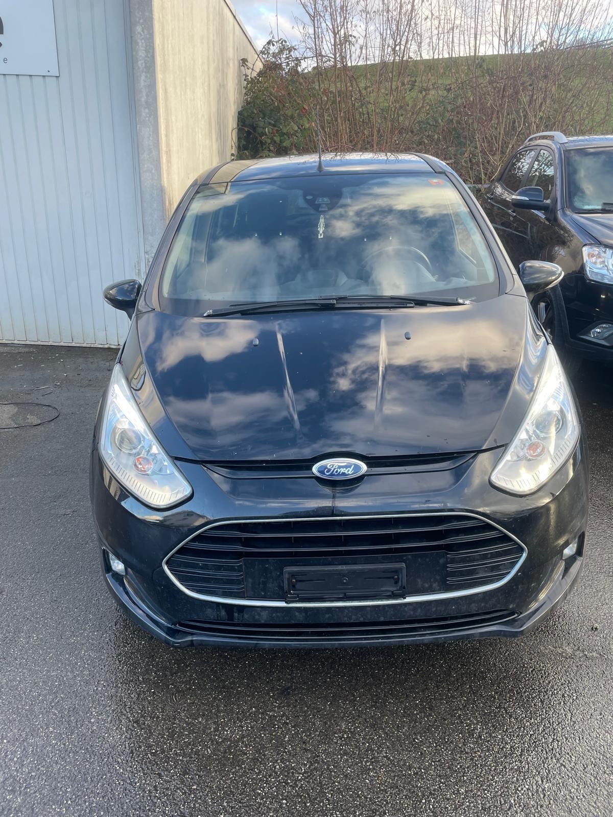 FORD B-Max 1.0 SCTi Titanium-image-0