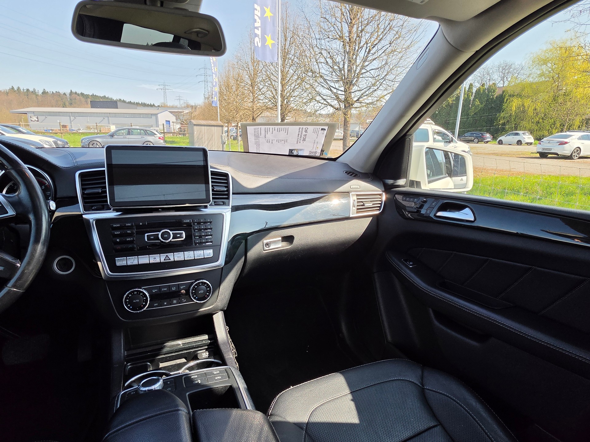 MERCEDES-BENZ GL 350 BlueTEC 4Matic 7G-TRONIC-image-16
