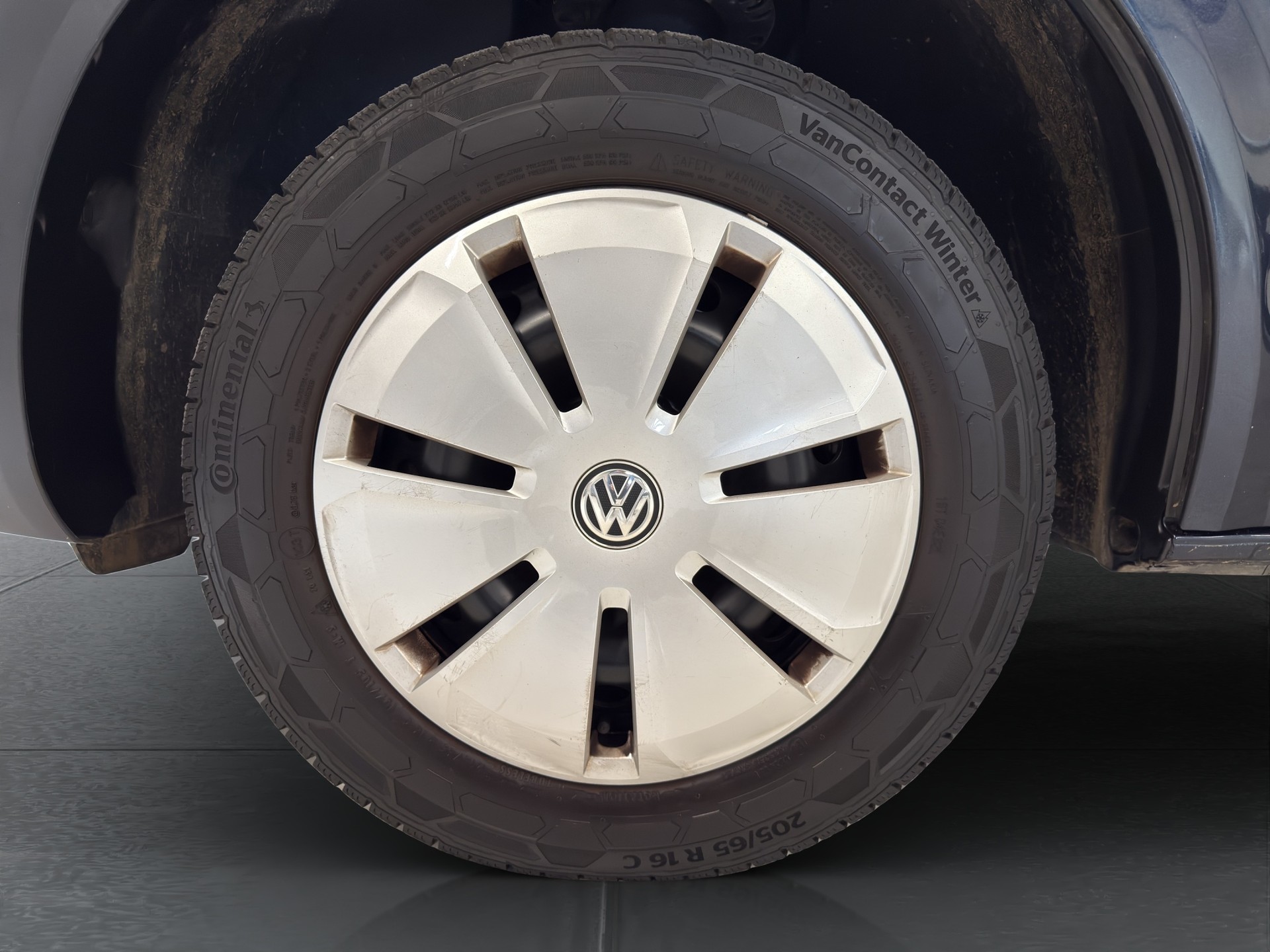 VW T6.1 2.0 TDI Entry-image-10