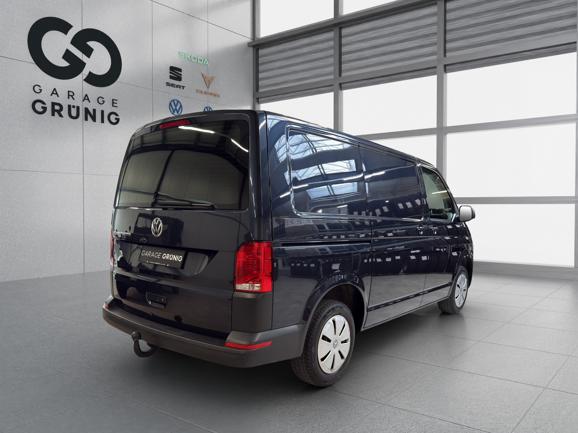 VW T6.1 2.0 TDI Entry-image-5