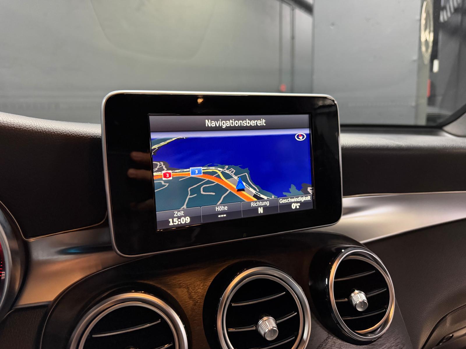 MERCEDES-BENZ GLC 250 d AMG (GLC43 AMG Bodykit) 4Matic 9G-Tronic-image-17