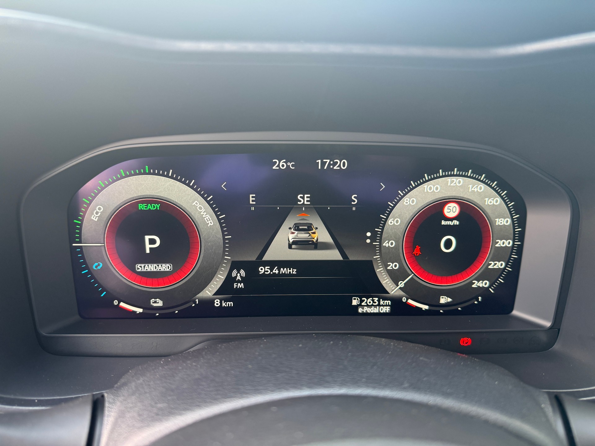 NISSAN Juke 1.6 FHEV N-Connecta-image-7