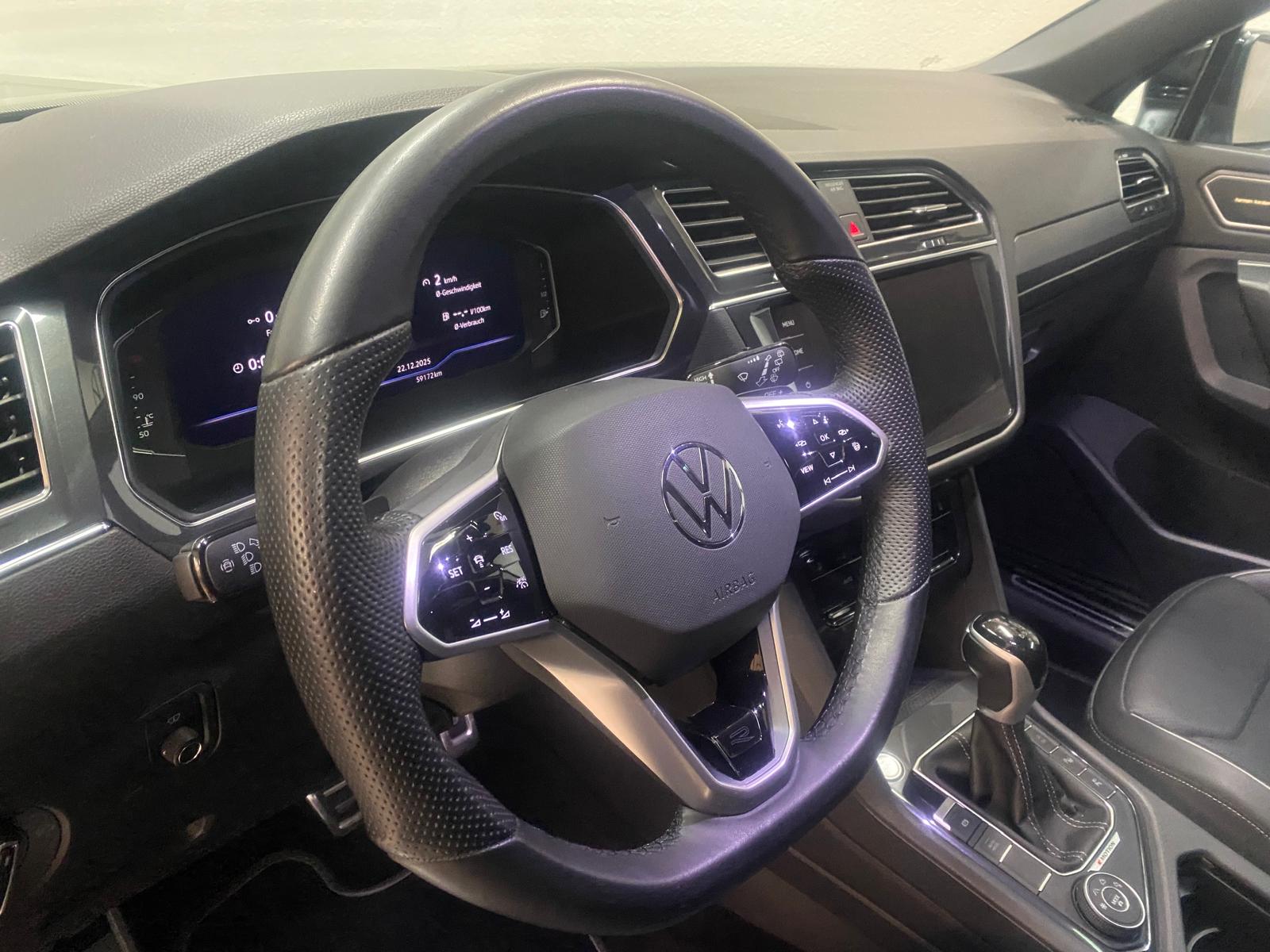 VW Tiguan Allspace 2.0 TDI SCR R-Line 4Motion DSG-image-5