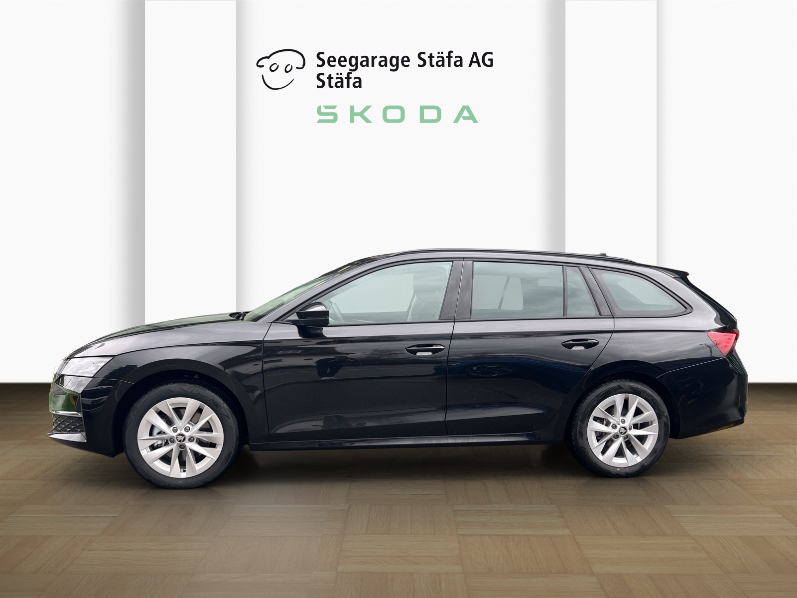 SKODA Octavia Combi 2.0 TSI DSG Selection 4x4-image-1