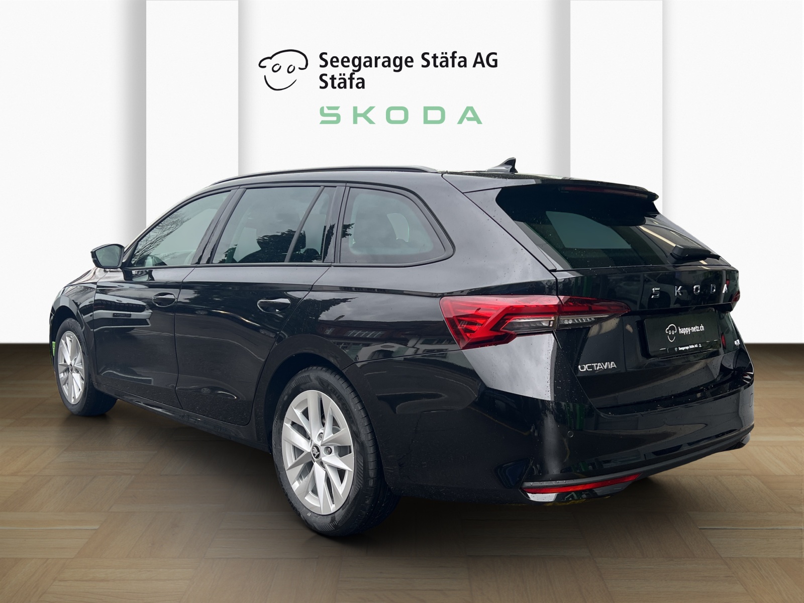 SKODA Octavia Combi 2.0 TSI DSG Selection 4x4-image-2