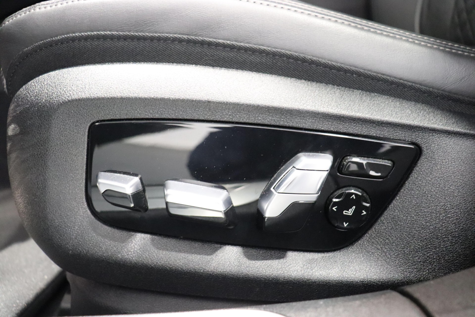 BMW 730d xDrive SAG-image-3