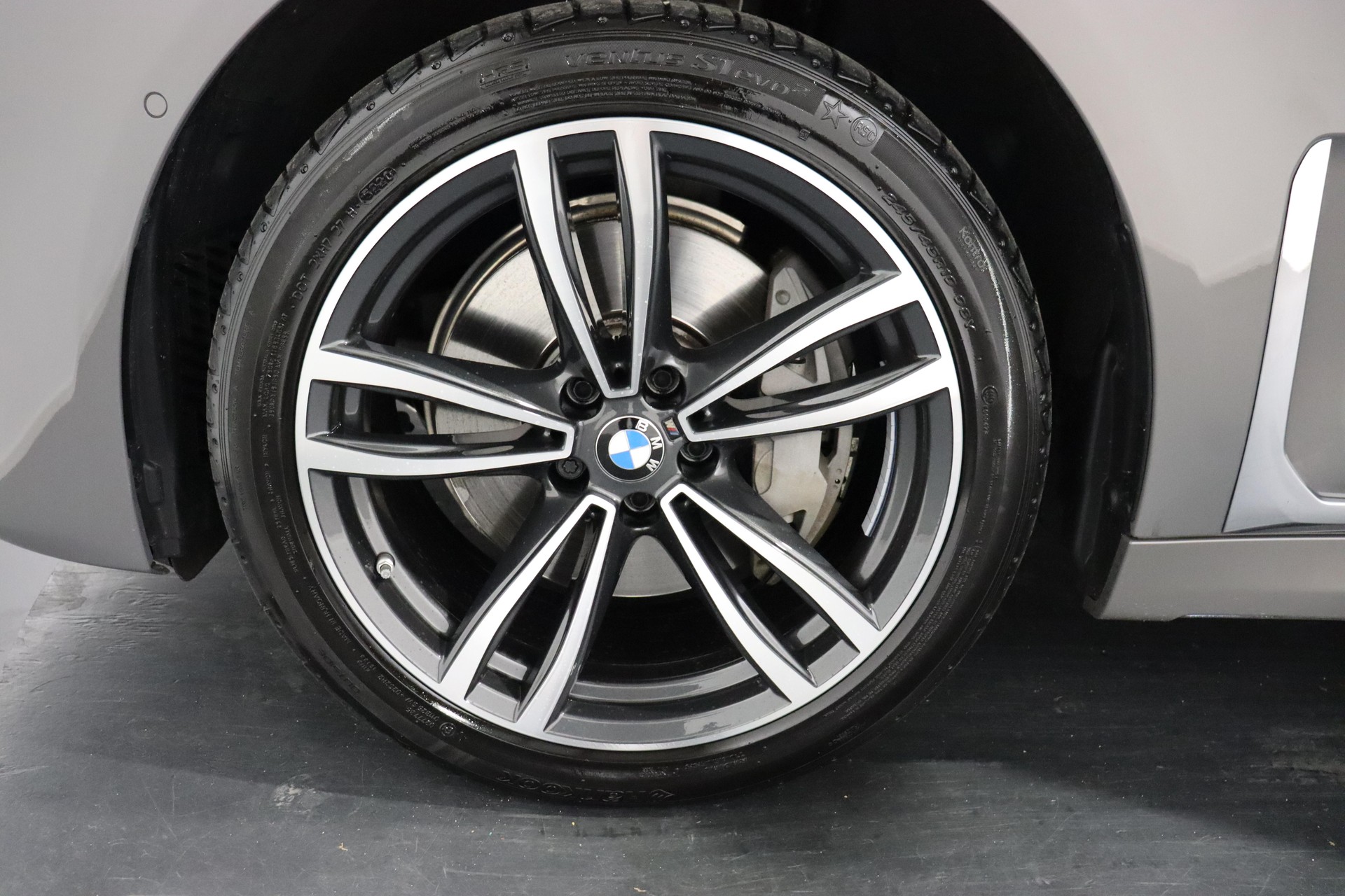 BMW 730d xDrive SAG-image-6