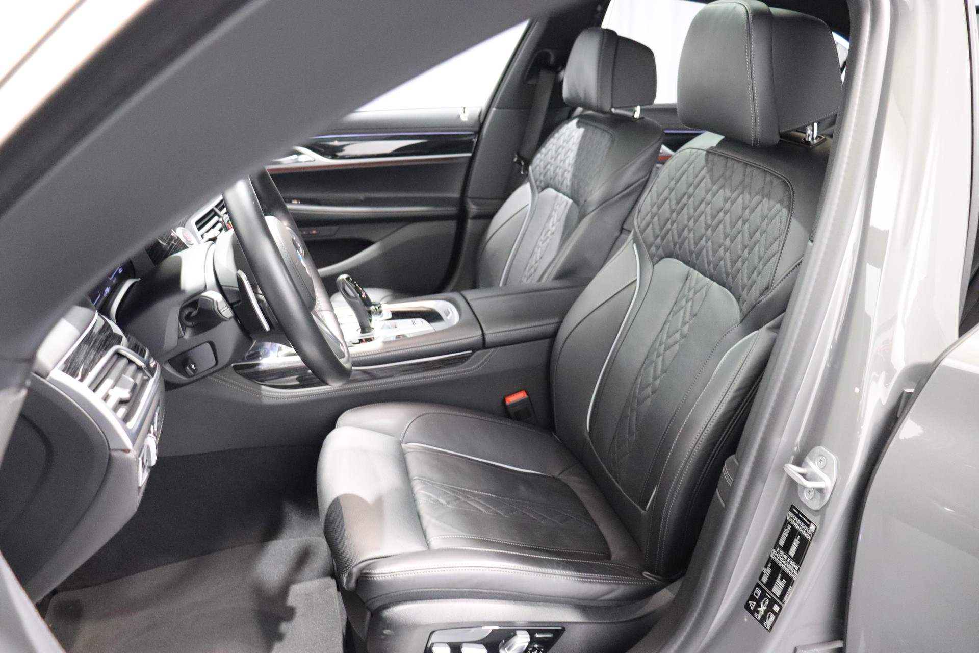 BMW 730d xDrive SAG-image-15