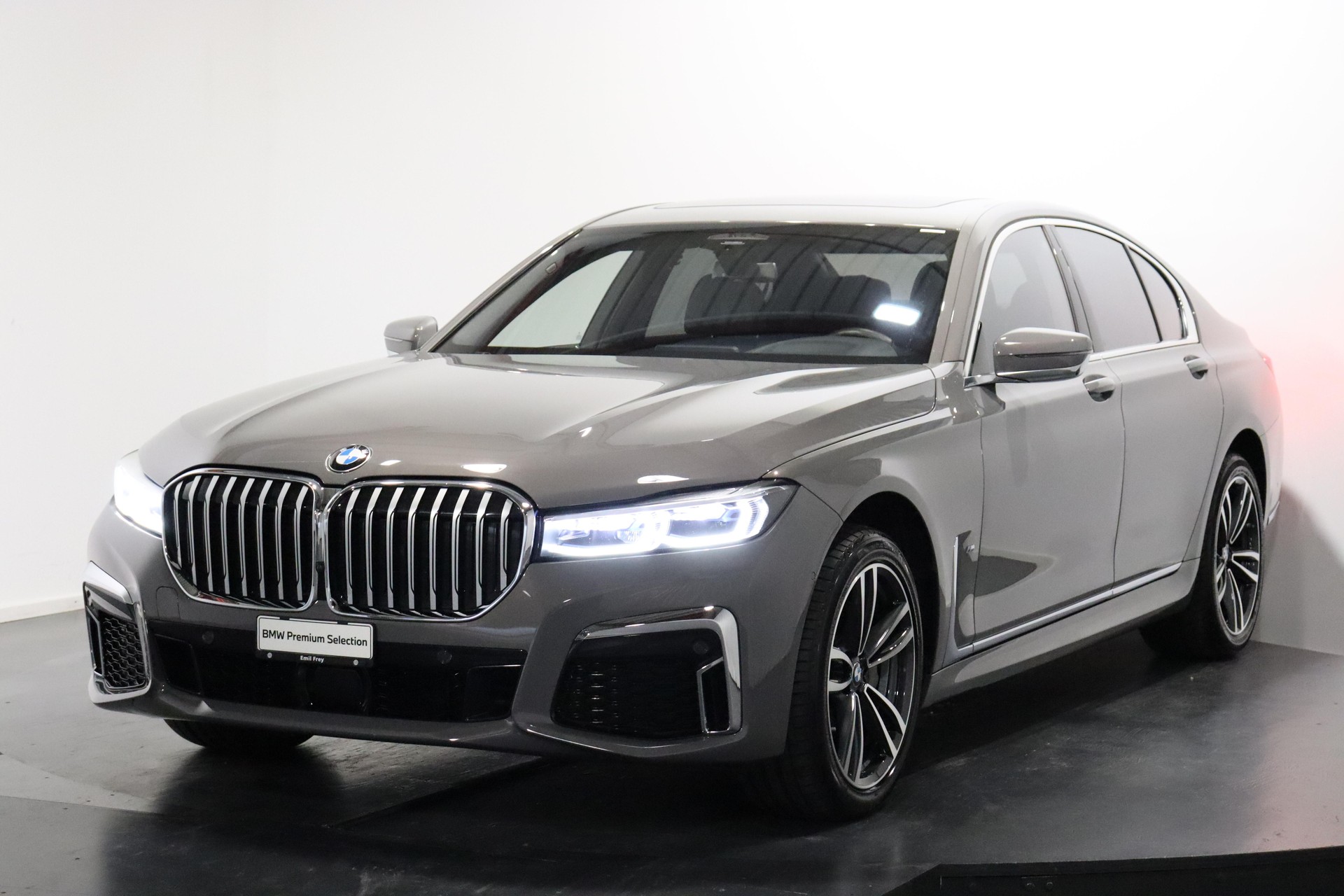 BMW 730d xDrive SAG-image-0