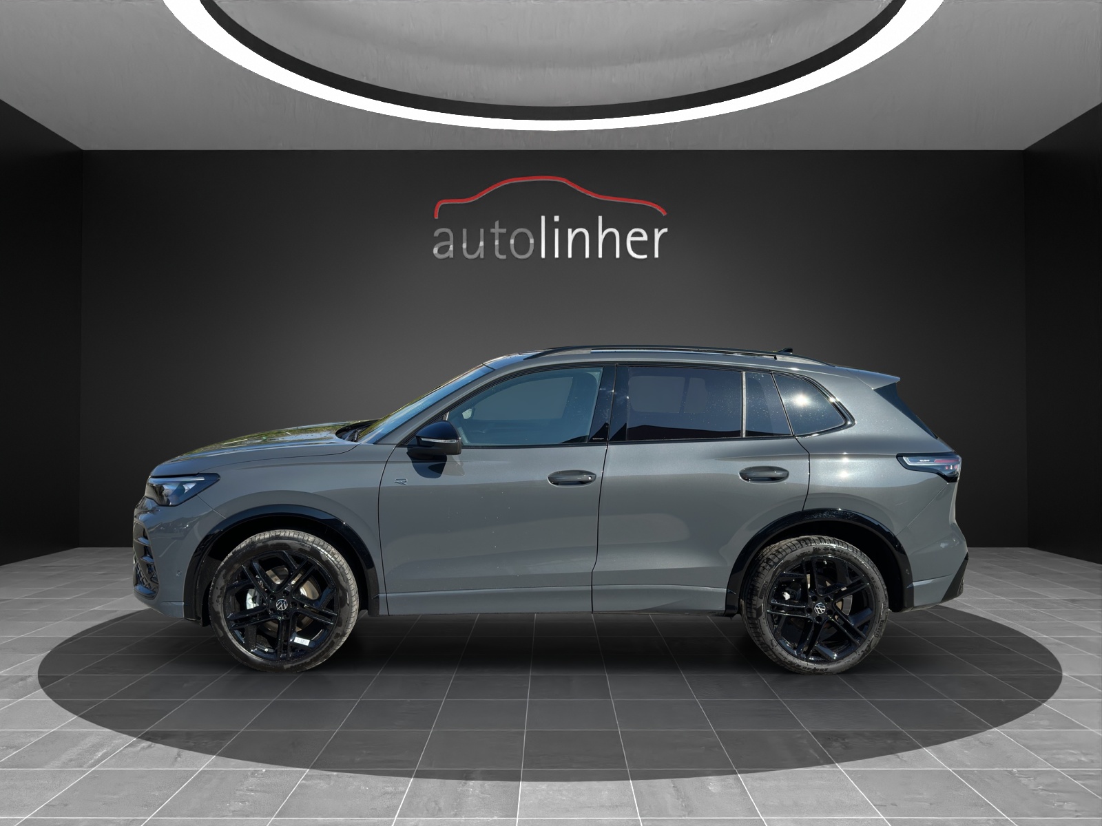 VW Tiguan 2.0 TDI SCR R-Line 4Motion DSG-image-1
