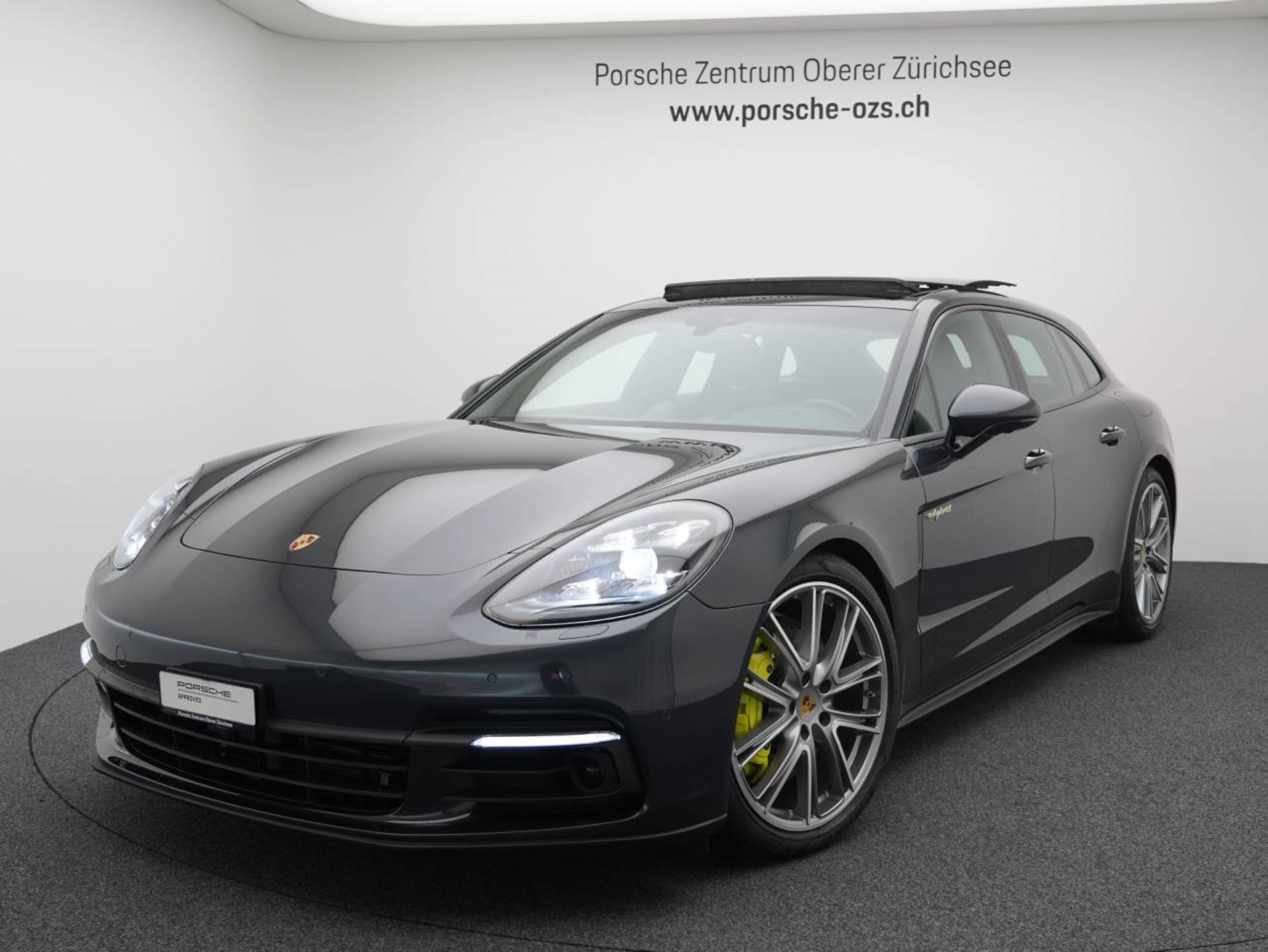 PORSCHE Panamera 4 E-Hybrid Sport Turismo