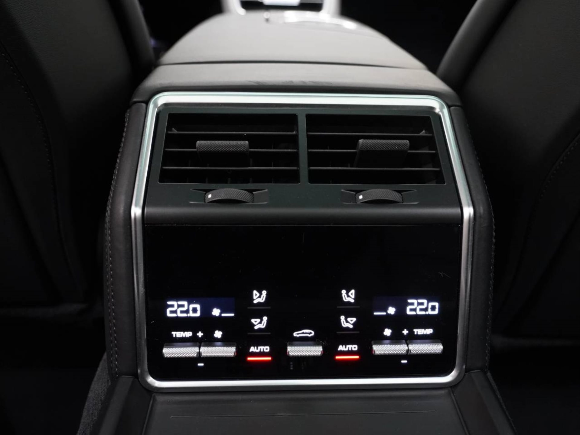 PORSCHE Panamera 4 E-Hybrid Sport Turismo-image-31