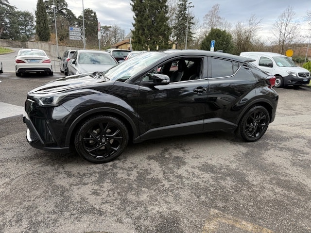 TOYOTA C-HR 2.0 HSD CVT Premium-image-3