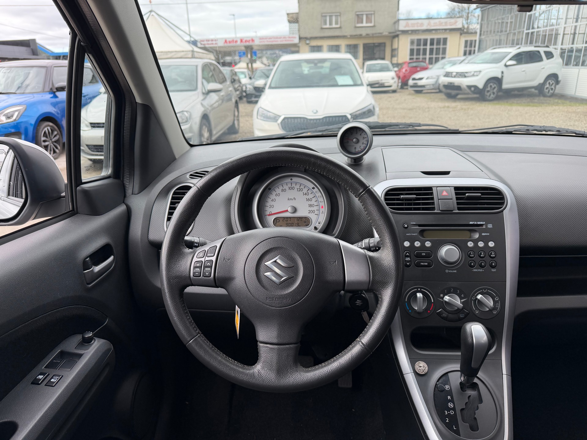 SUZUKI Splash 1.2i 16V GL Top Automatic-image-16