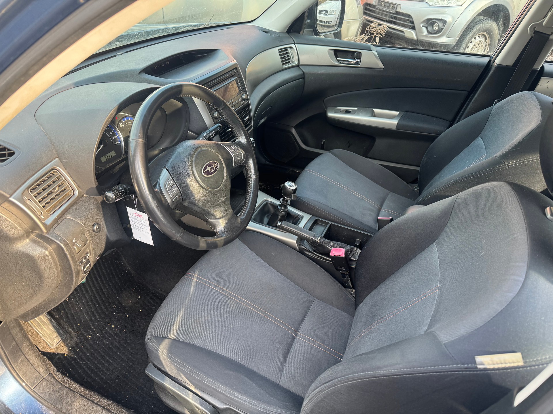 SUBARU Forester 2.0D XS Limited-image-9