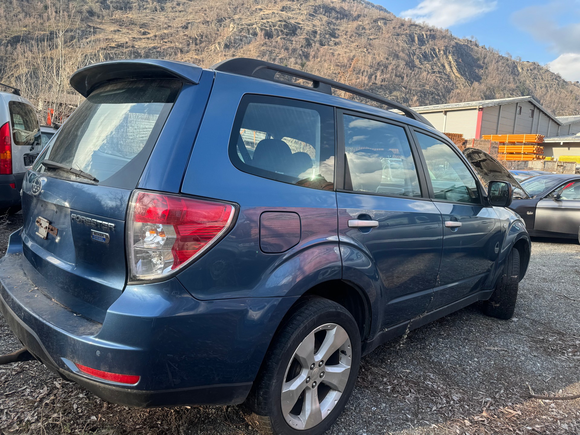 SUBARU Forester 2.0D XS Limited-image-4
