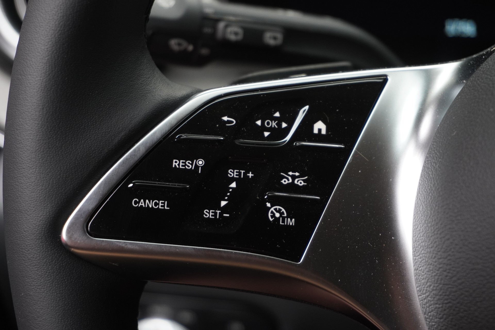 MERCEDES-BENZ Marco Polo 300 d 4M A-image-6