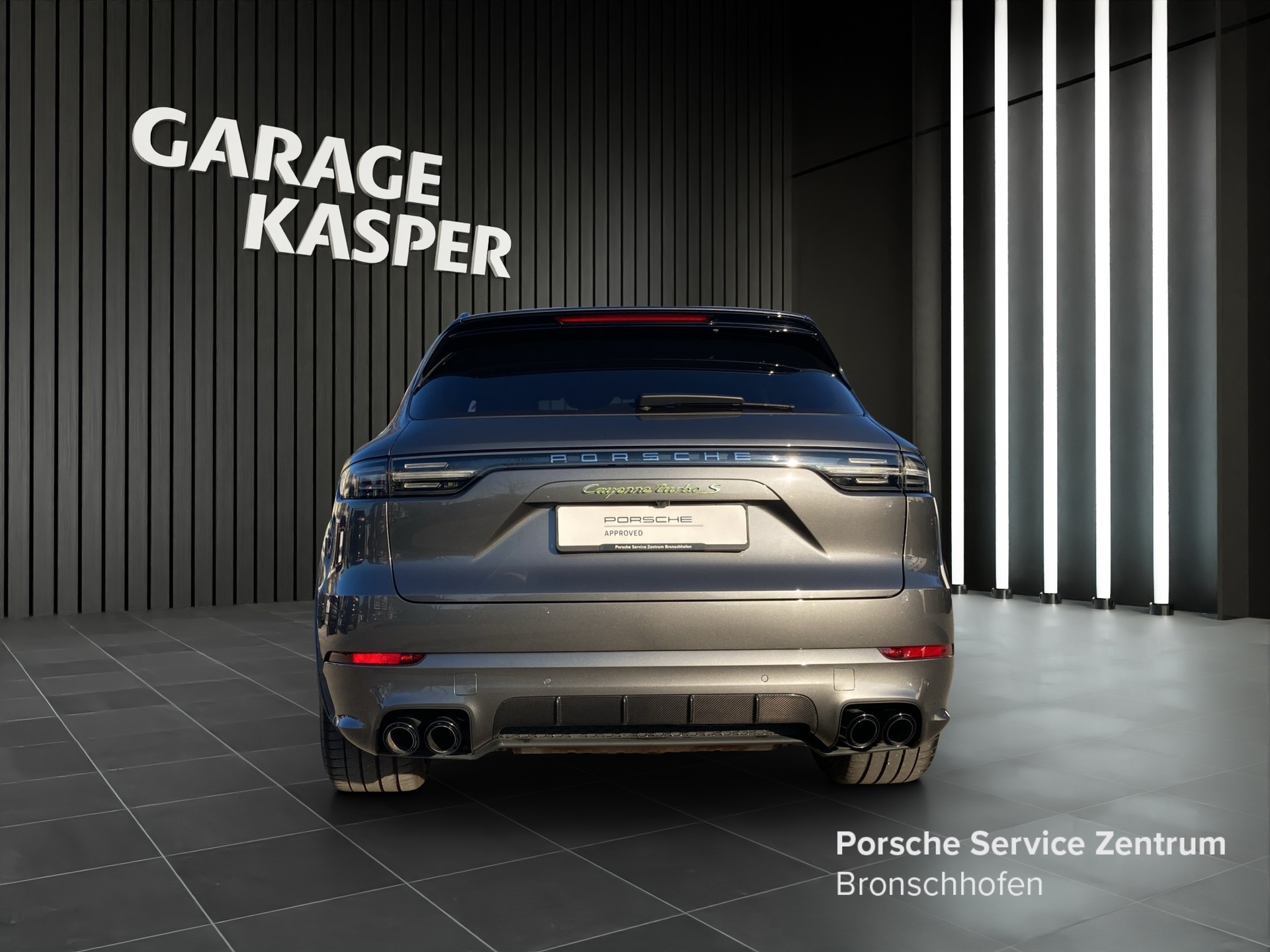 PORSCHE Cayenne 4.0 V8 Turbo S E-Hybri-image-3