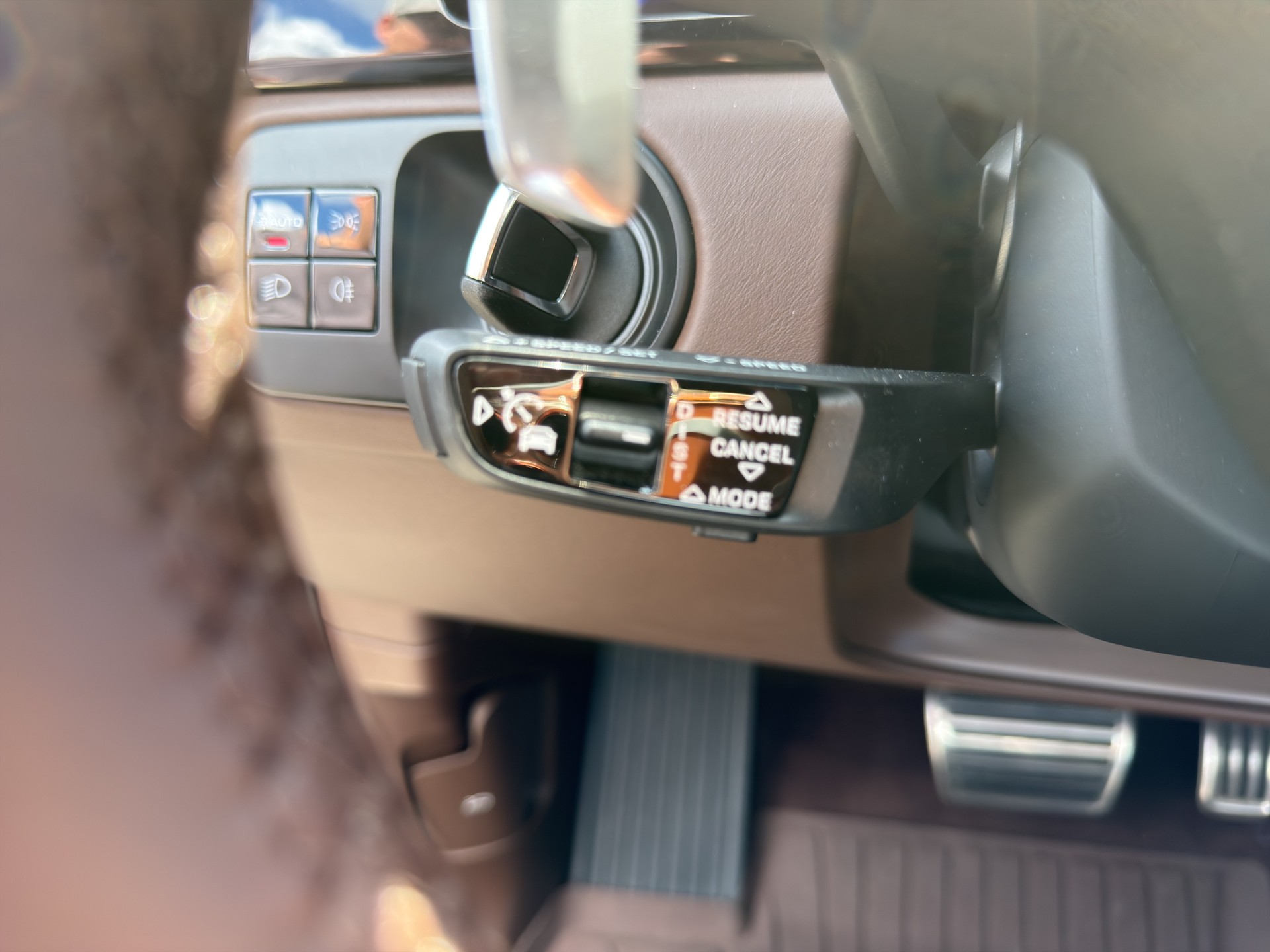 PORSCHE Cayenne 4.0 V8 Turbo S E-Hybri-image-25