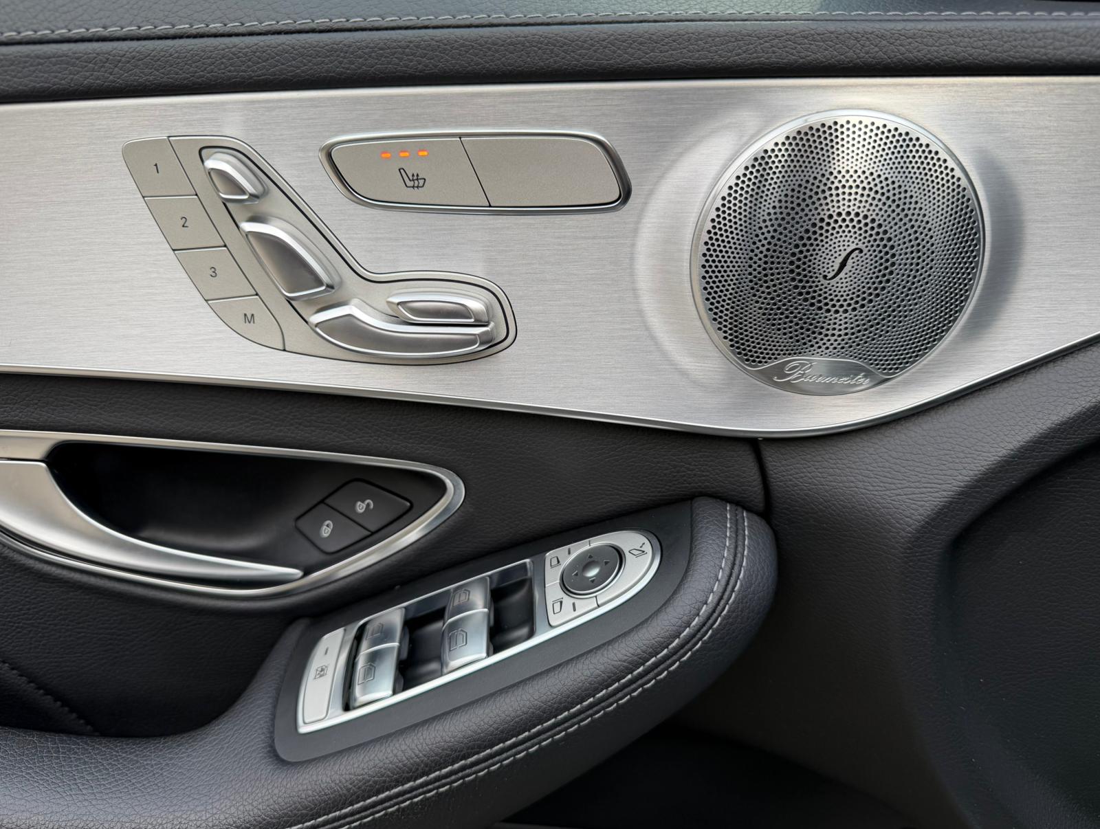 MERCEDES-BENZ C 400 AMG Line 4Matic 7G-Tronic-image-11