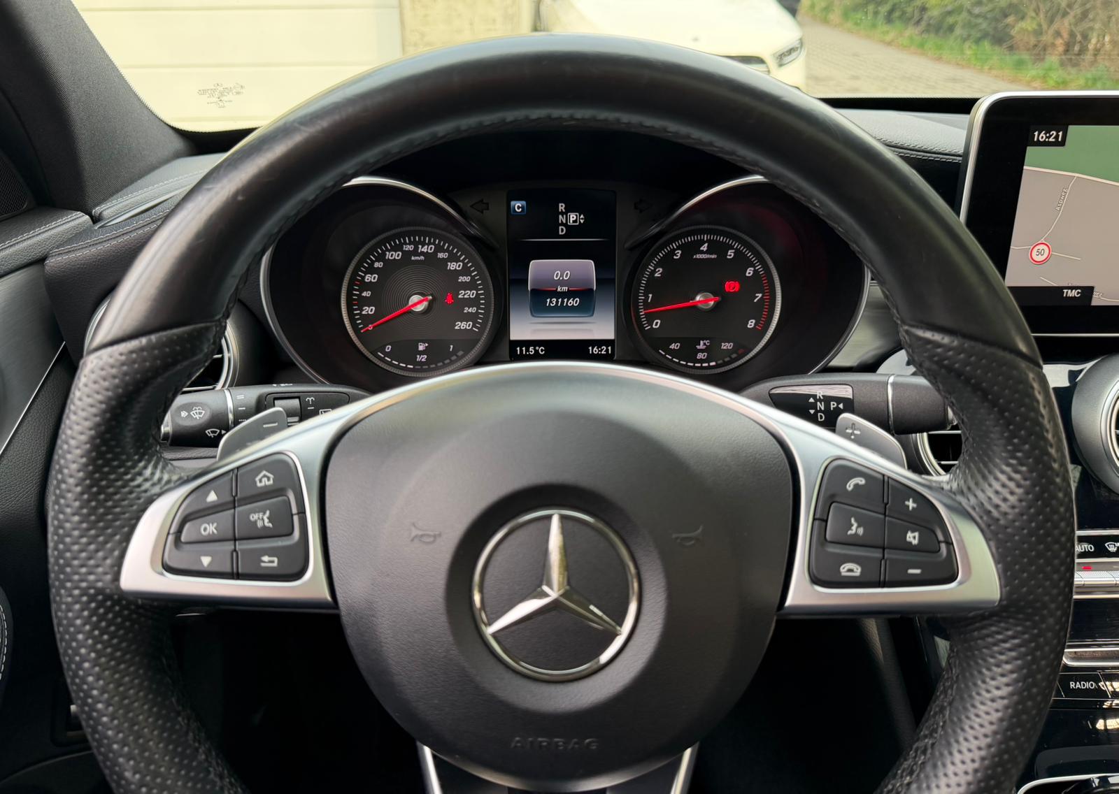 MERCEDES-BENZ C 400 AMG Line 4Matic 7G-Tronic-image-23
