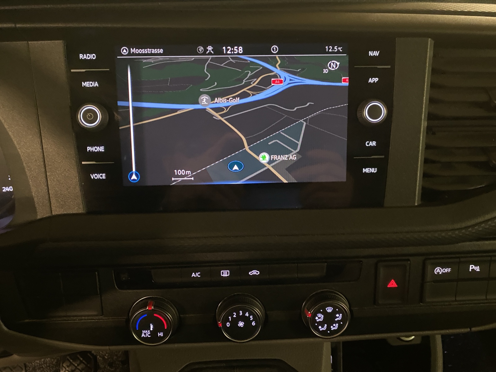 VW T6.1 2.0 TDI 4Motion-image-10