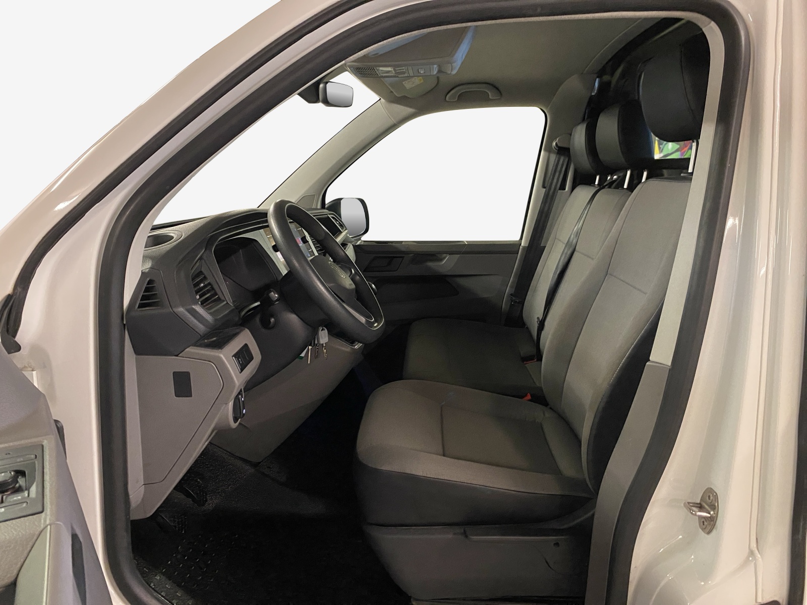 VW T6.1 2.0 TDI 4Motion-image-7