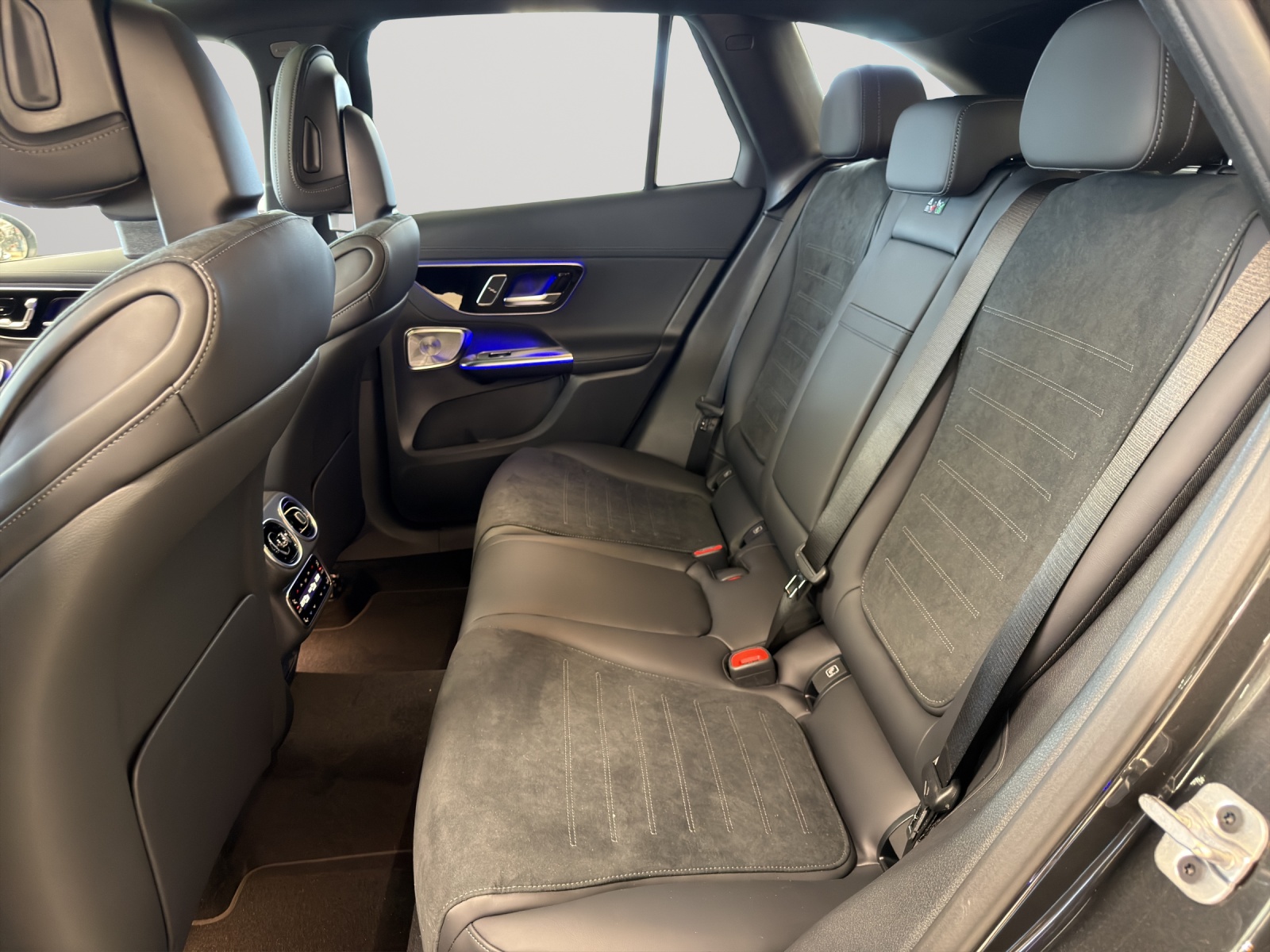 Image MERCEDES-BENZ GLC-200 GLC 200 4Matic 9G-Tronic