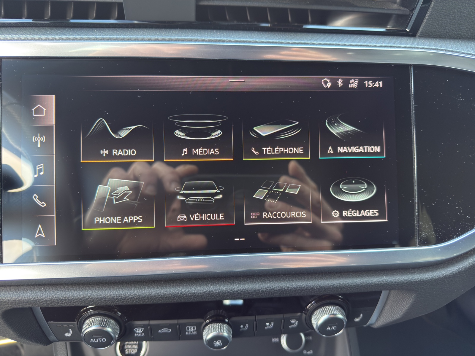 AUDI Q3 Sportback 45 TFSI S line quattro S-tronic-image-15