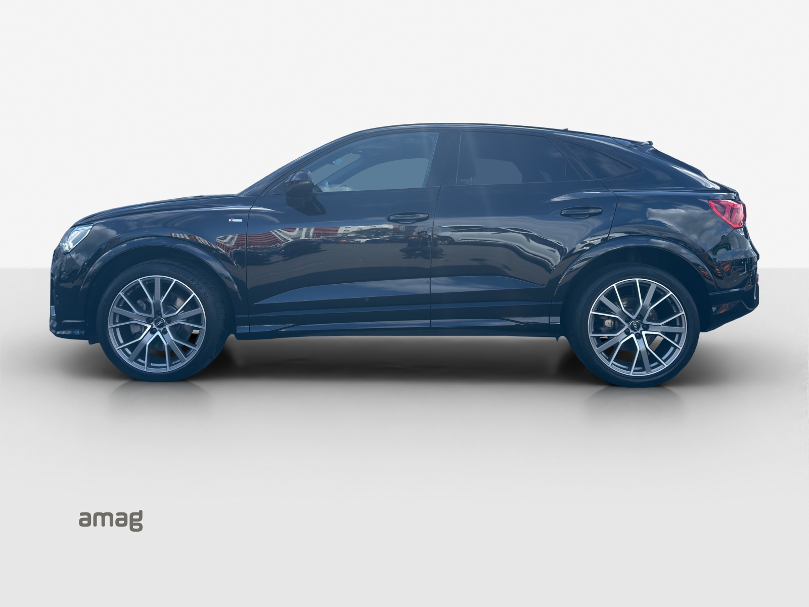 AUDI Q3 Sportback 45 TFSI S line quattro S-tronic-image-1
