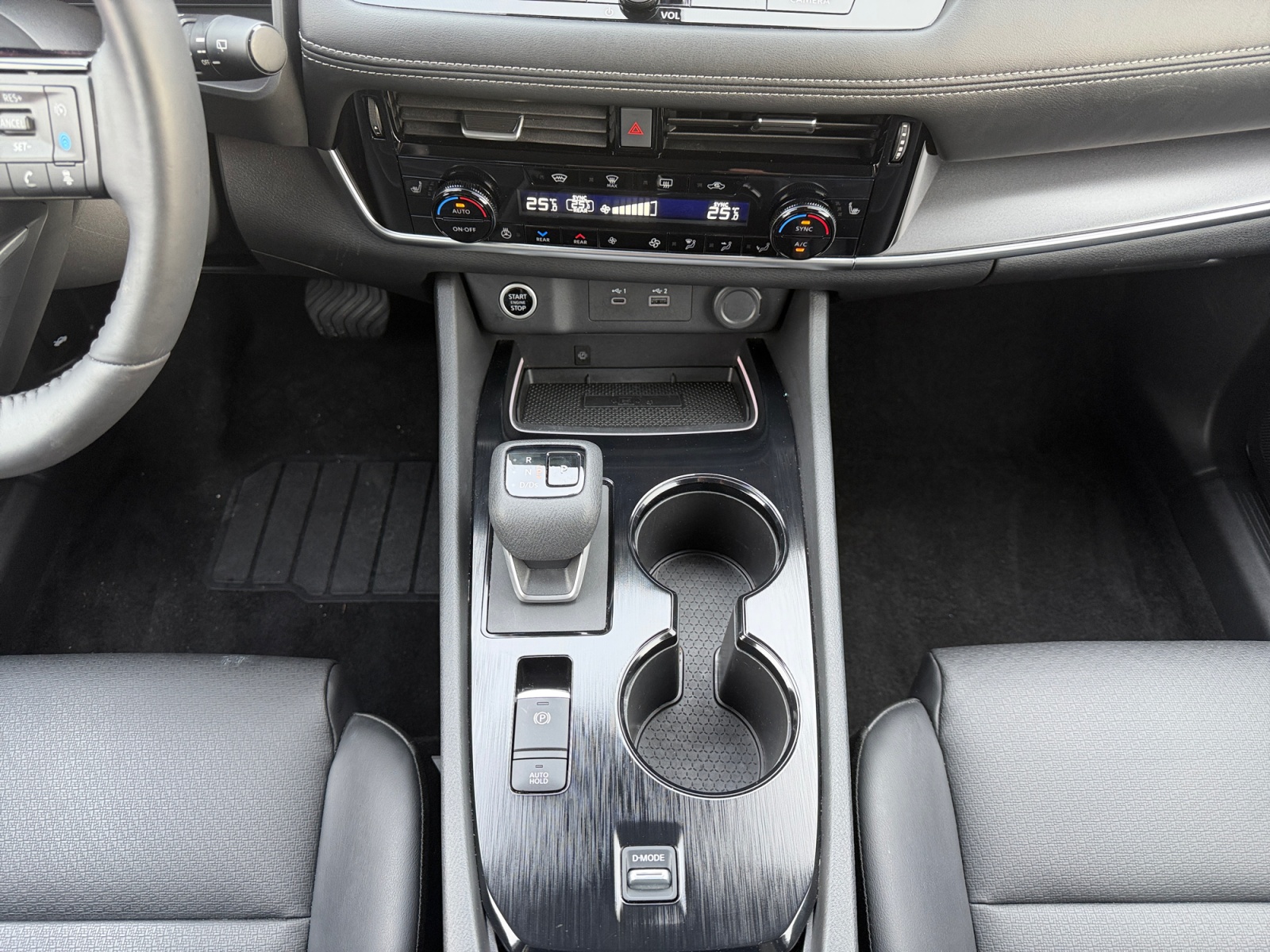 NISSAN X-Trail 1.5 VC-T MHEV N-Connecta-image-14