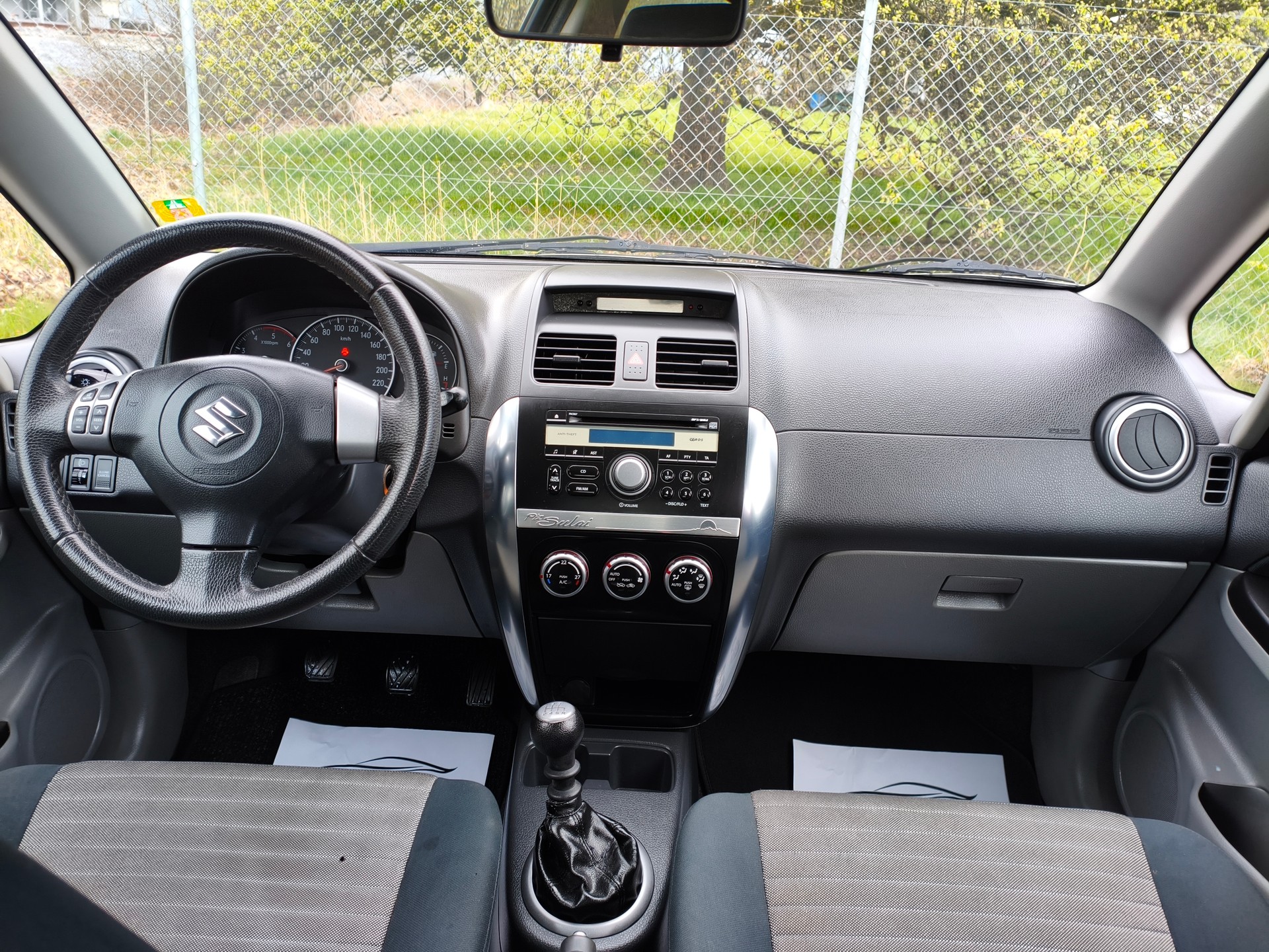 SUZUKI SX4 1.9 TD GL Top 4WD-image-14