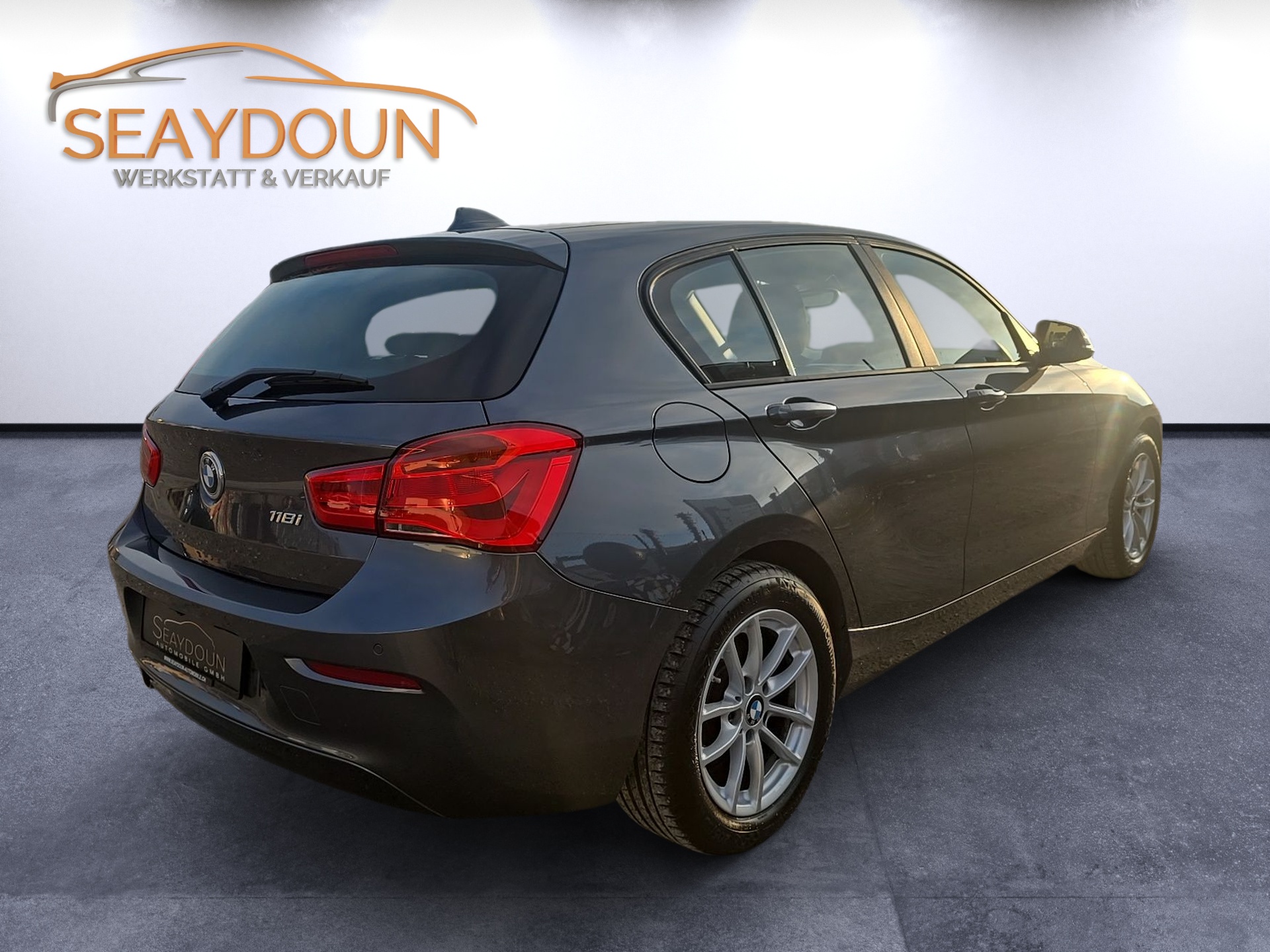 BMW 118i Steptronic-image-3