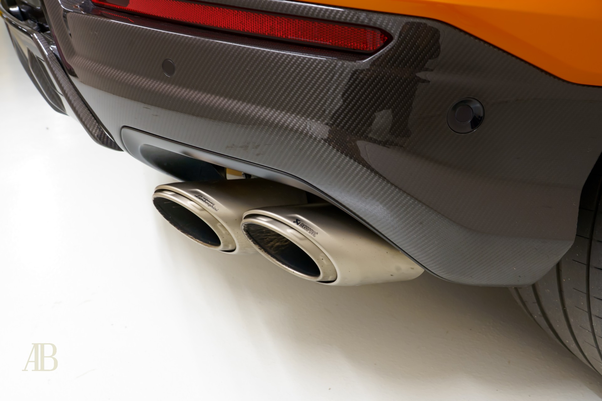 LAMBORGHINI Urus Capsule Edition 4.0 - CH-Fahrzeug-image-8