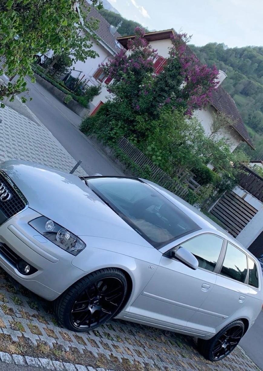 AUDI A3 Sportback 2.0 Turbo S- LINE FSI Ambiente quattro-image-7