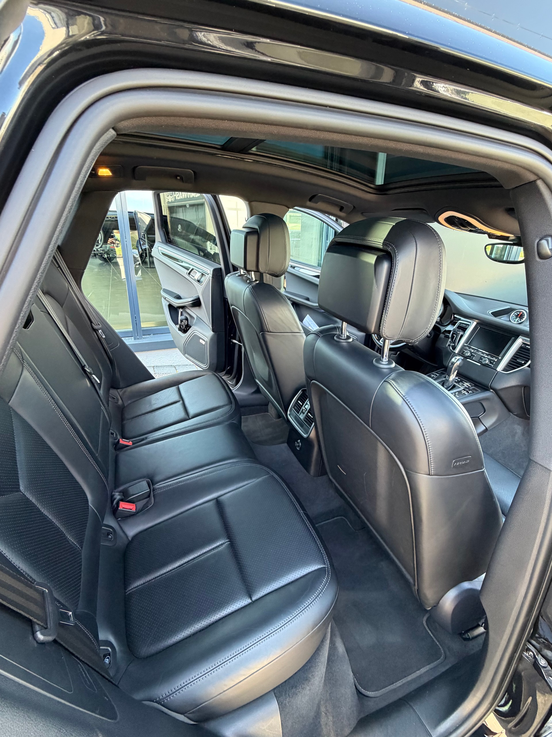 PORSCHE MACAN S PDK 3.0 V6 Diesel-image-6