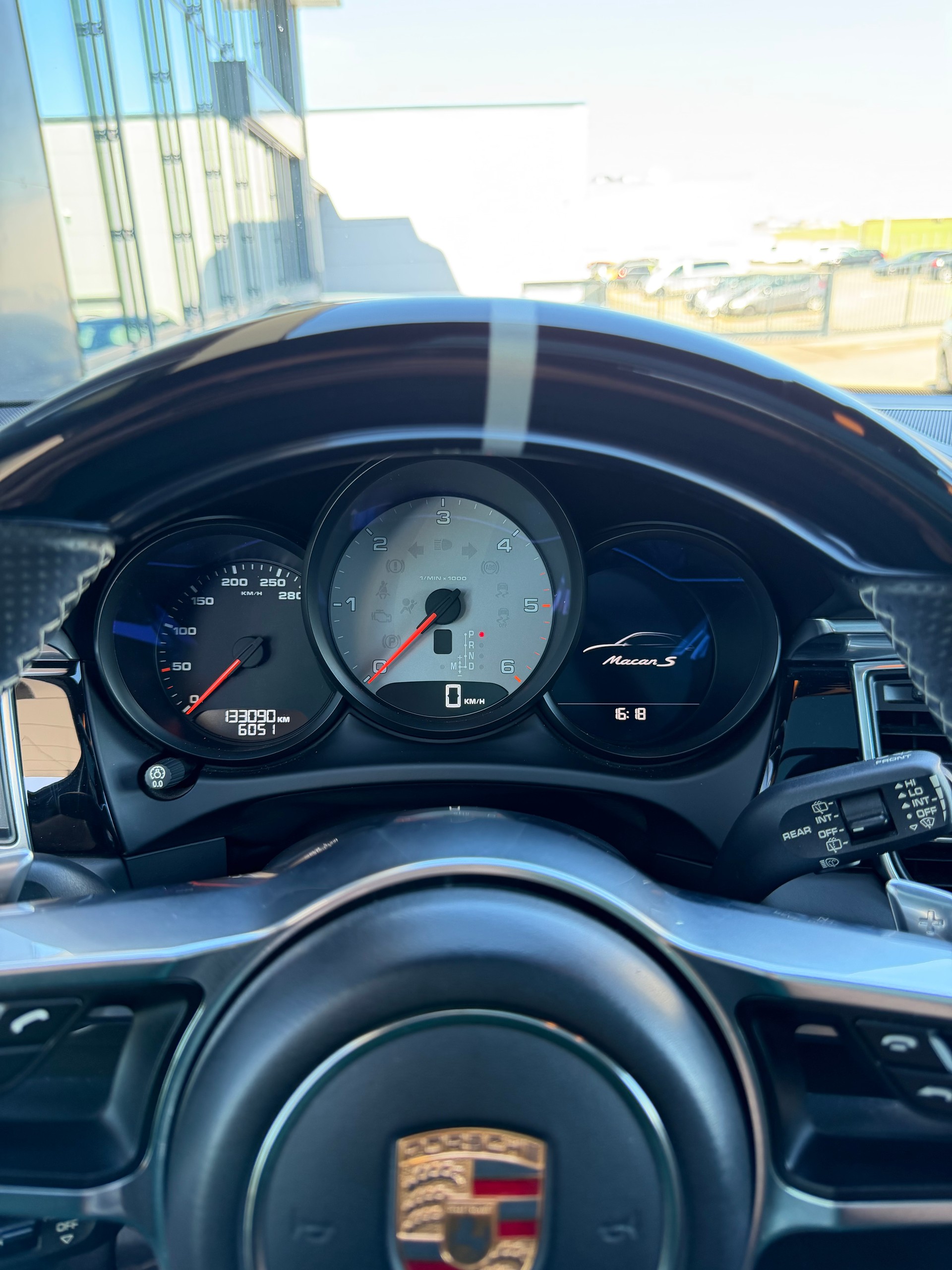 PORSCHE MACAN S PDK 3.0 V6 Diesel-image-11
