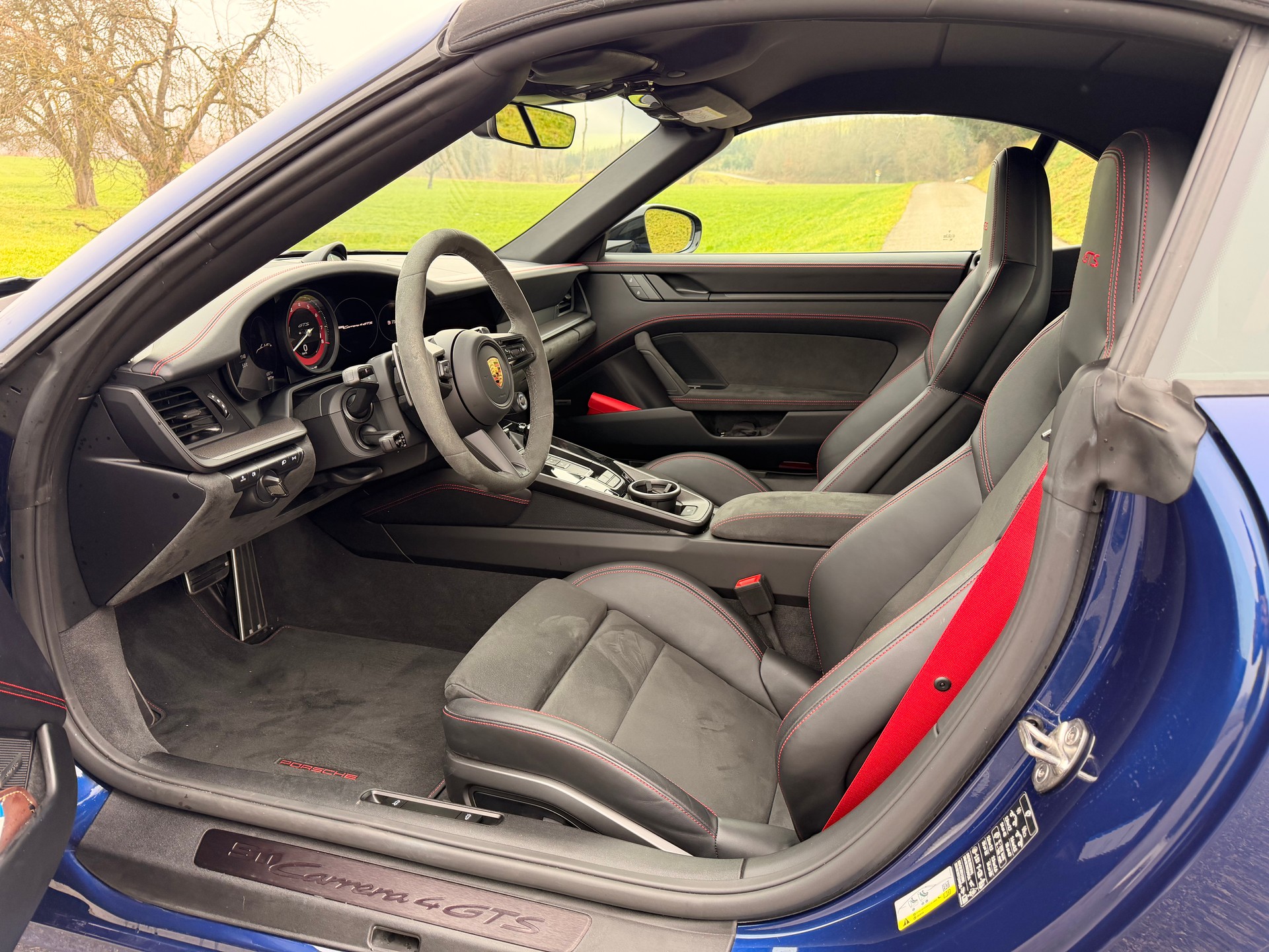 PORSCHE 3.0 Carrera 4 GTS PDK-image-8