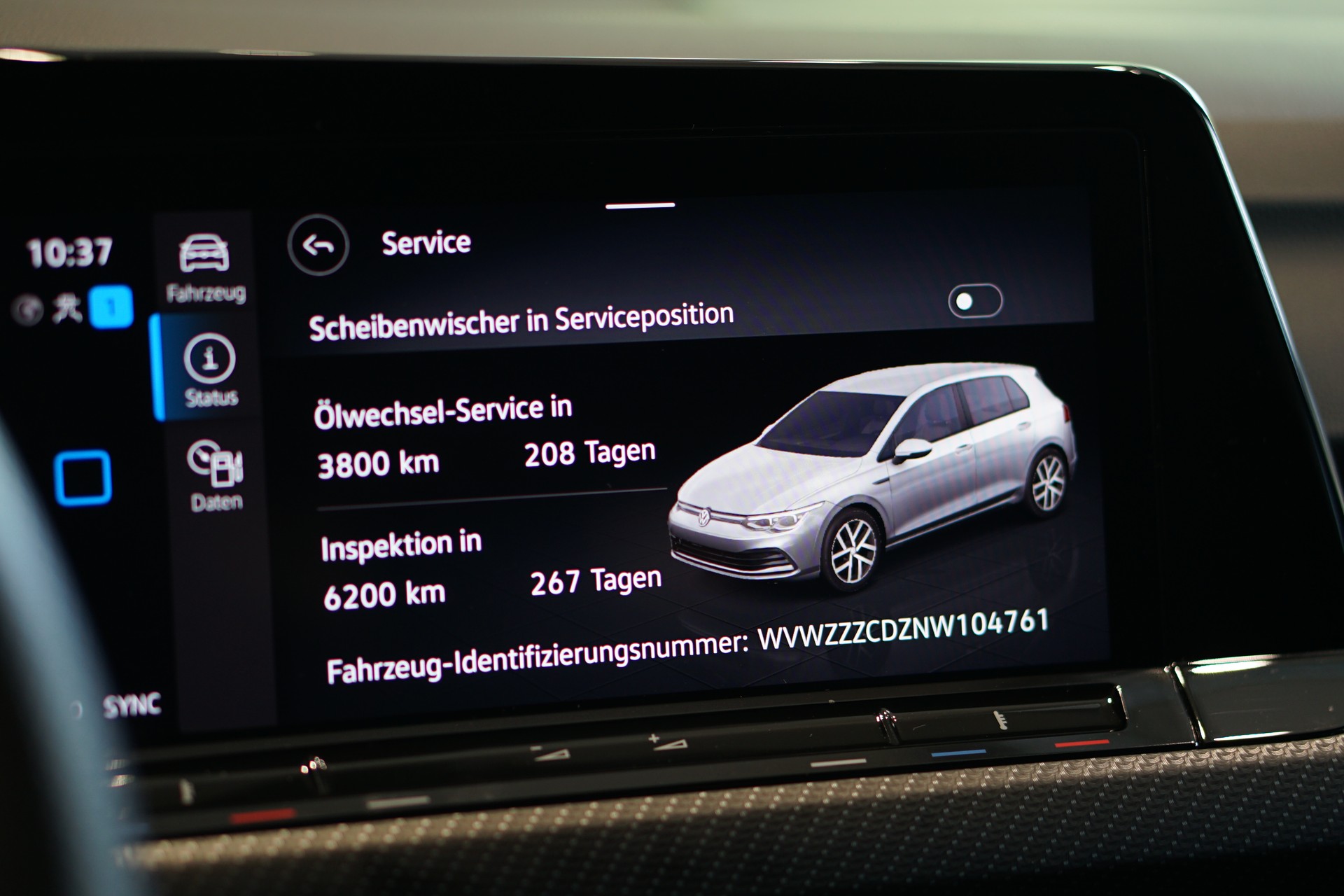 VW Golf 2.0 TSI R DSG 4Motion-image-24