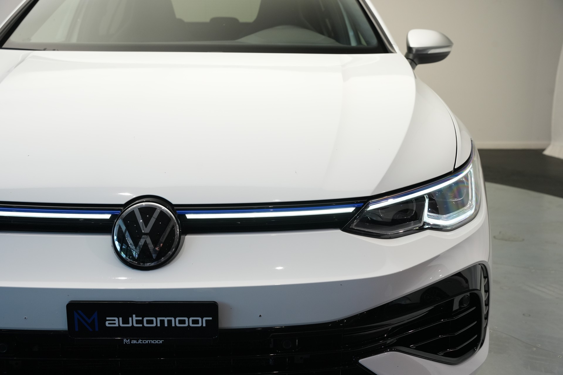 VW Golf 2.0 TSI R DSG 4Motion-image-36