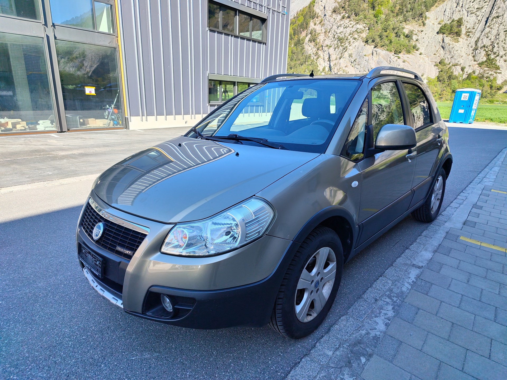FIAT Sedici 1.9 JTD 4WD Emotion-image-1