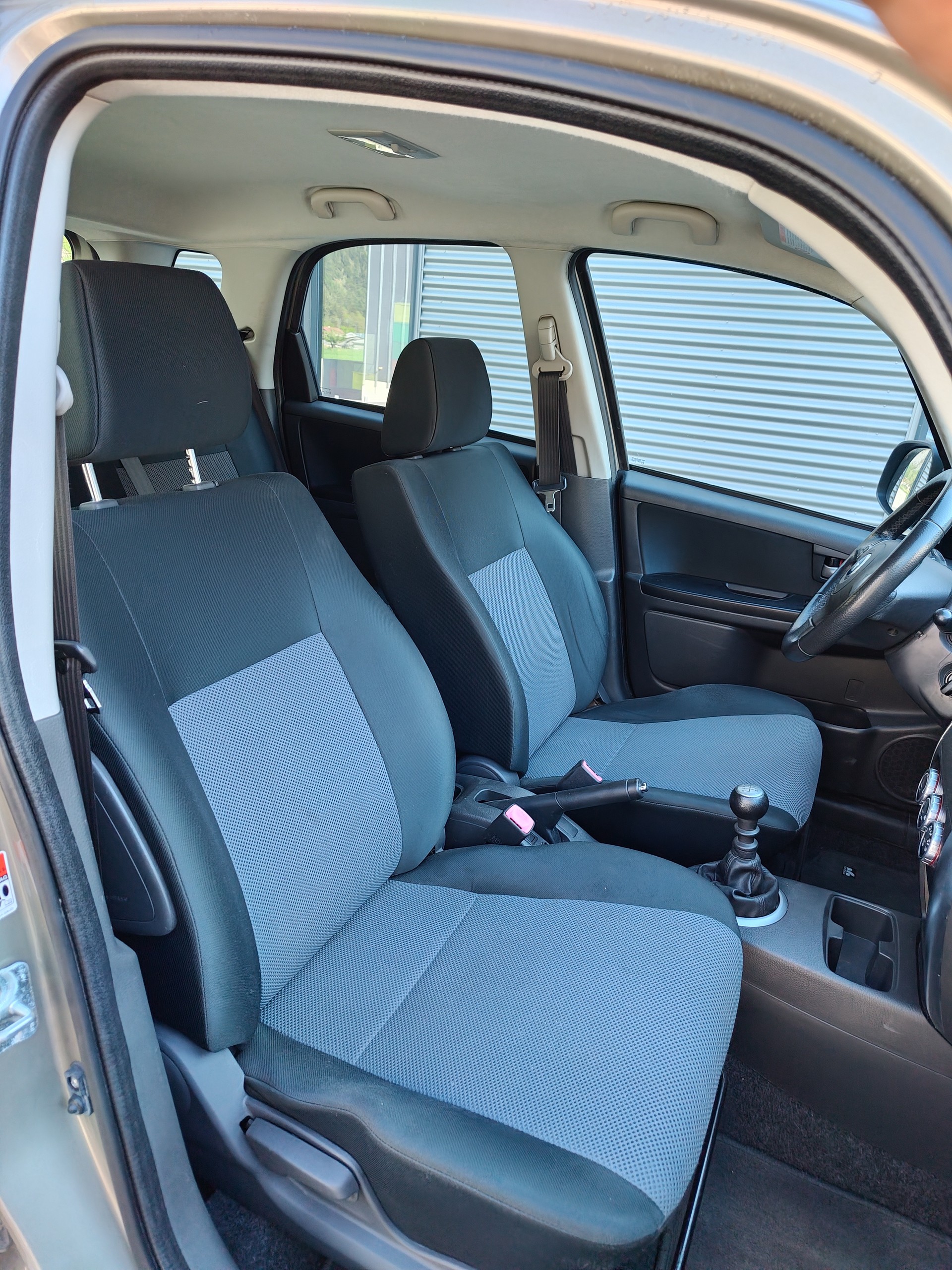 FIAT Sedici 1.9 JTD 4WD Emotion-image-9