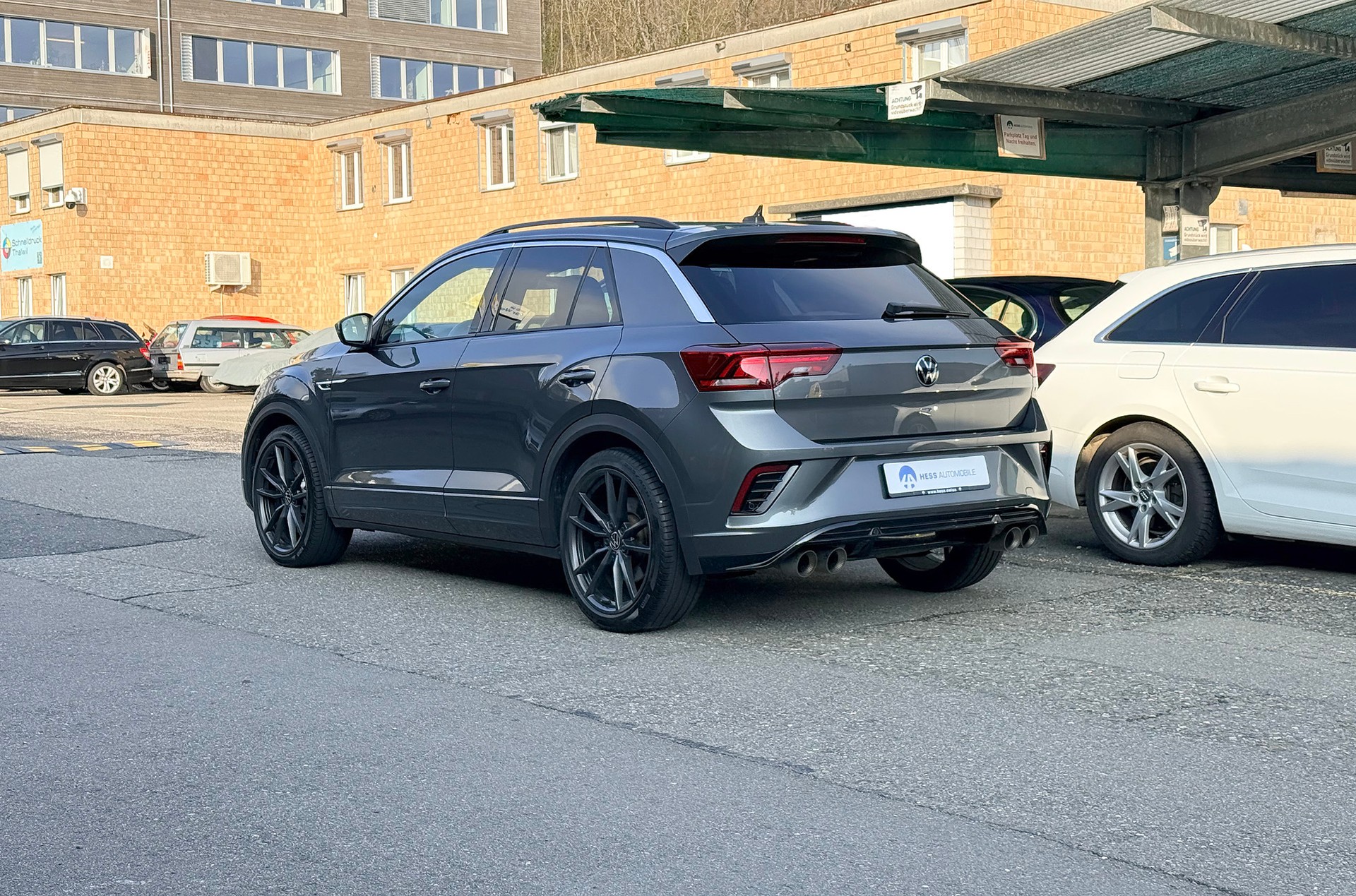 VW T-Roc 2.0 TSI R DSG 4Motion-showroom-element-3