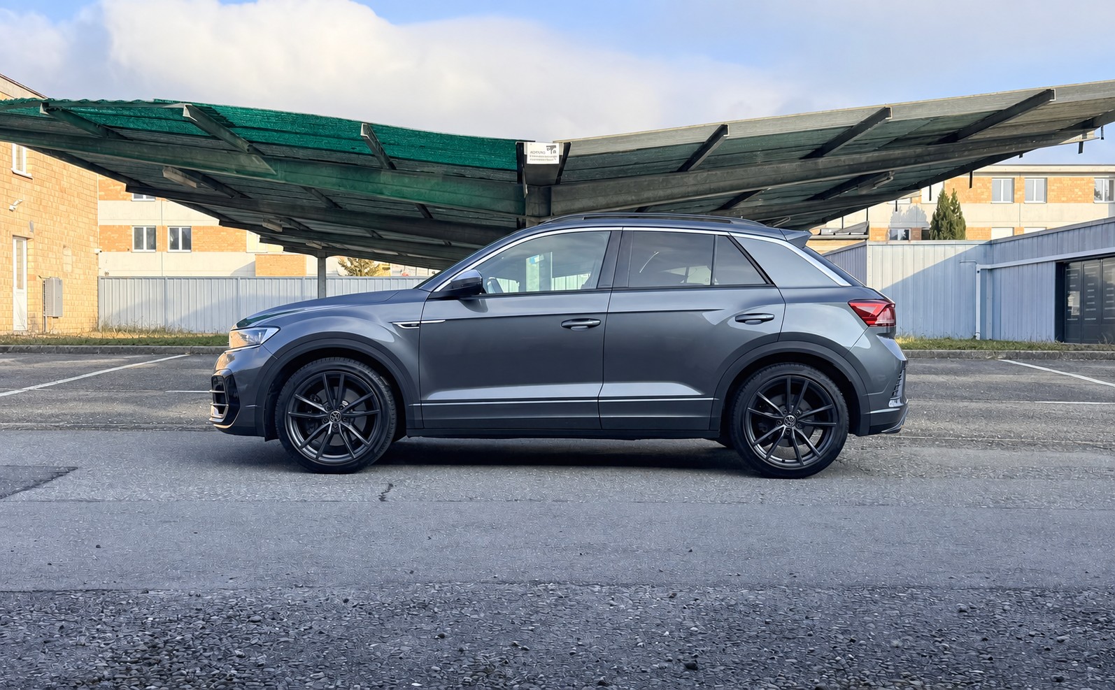 VW T-Roc 2.0 TSI R DSG 4Motion-showroom-element-2