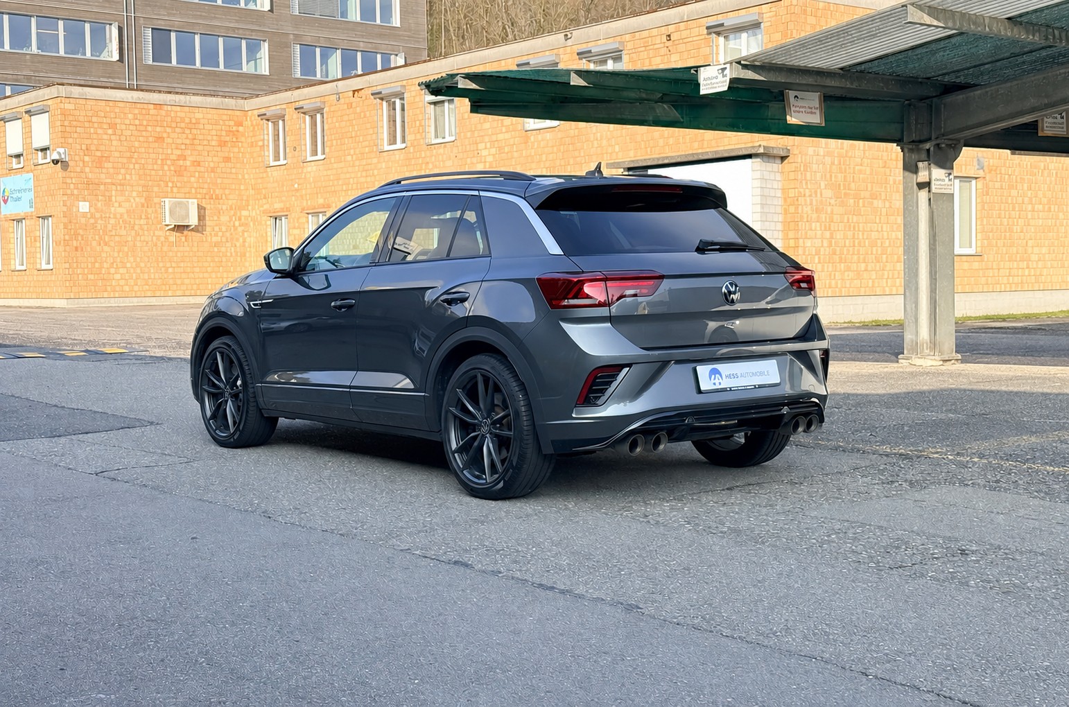 VW T-Roc 2.0 TSI R DSG 4Motion-showroom-element-3