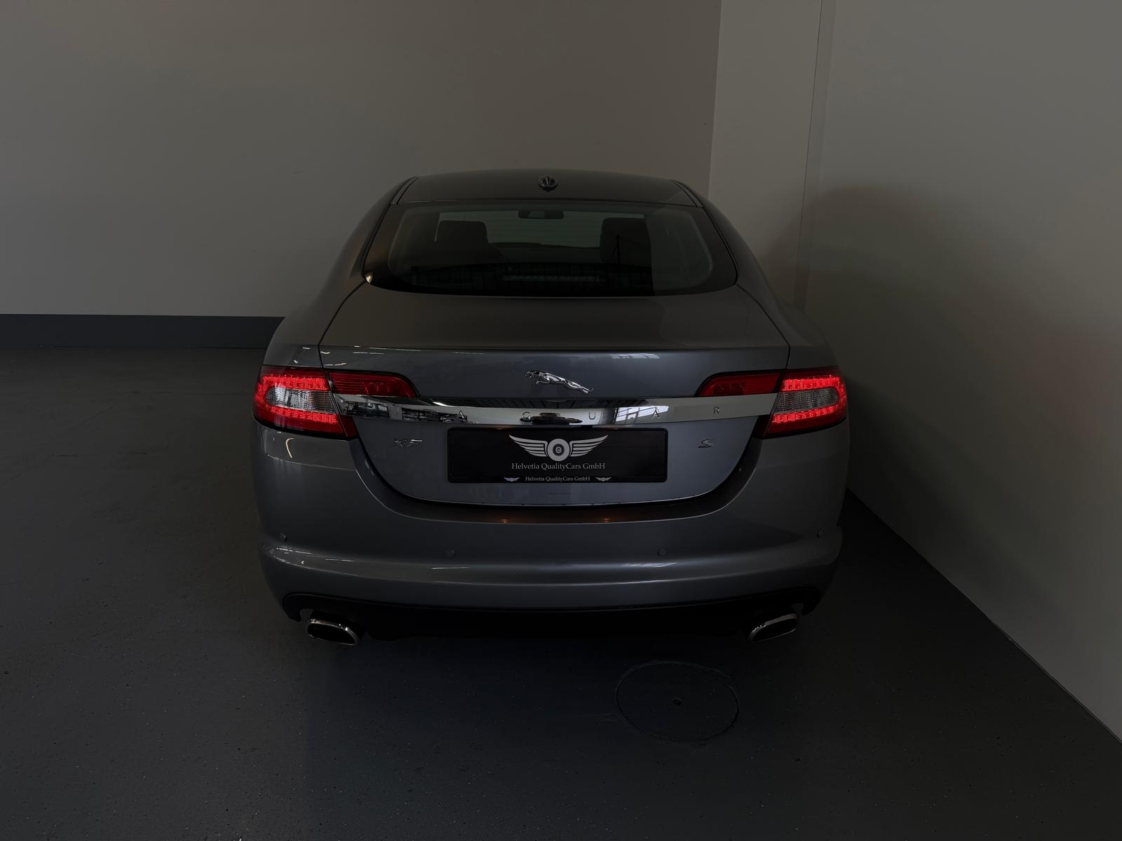 JAGUAR XF 3.0d S V6 Premium Luxury-image-10