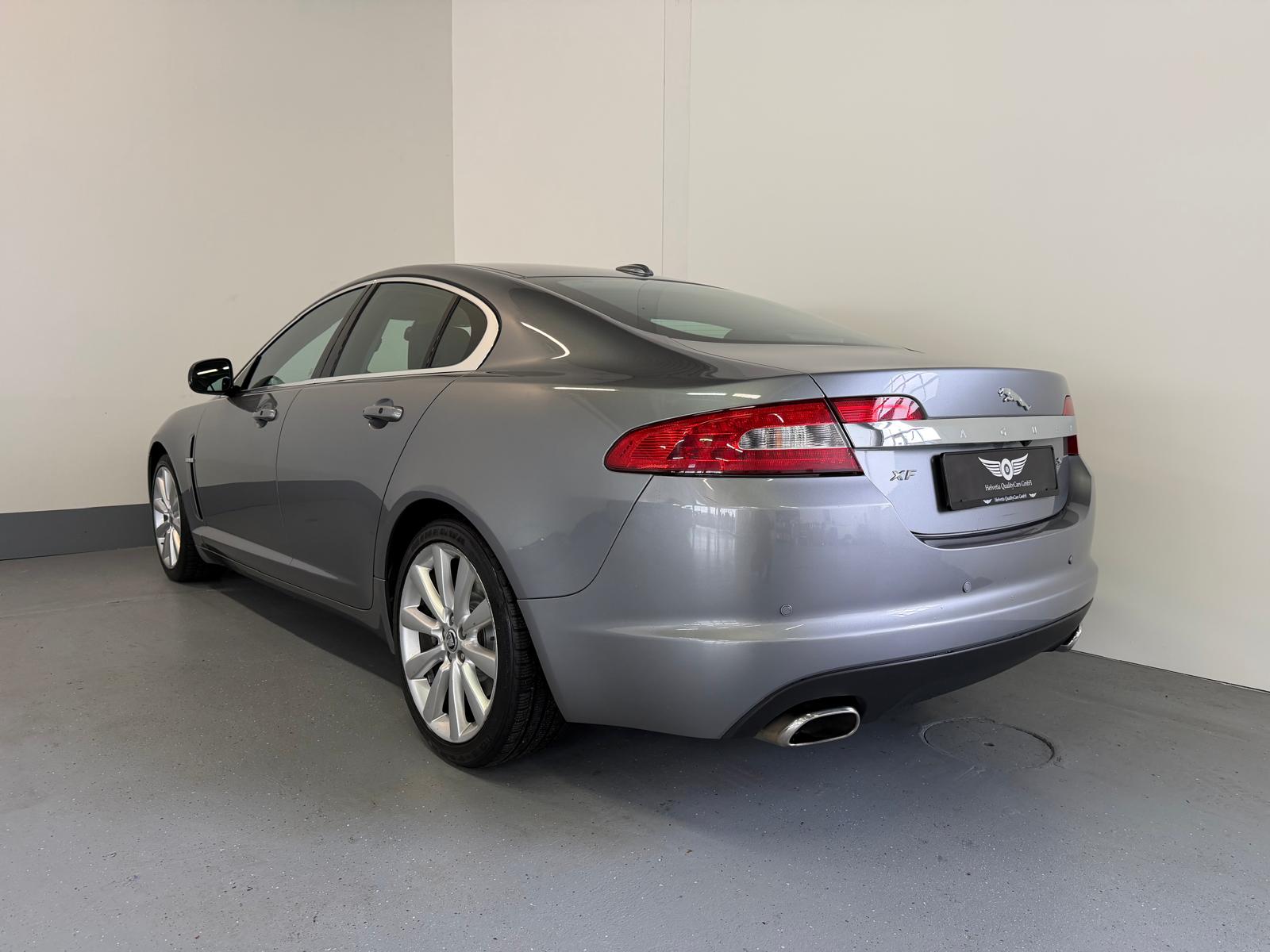 JAGUAR XF 3.0d S V6 Premium Luxury-image-8