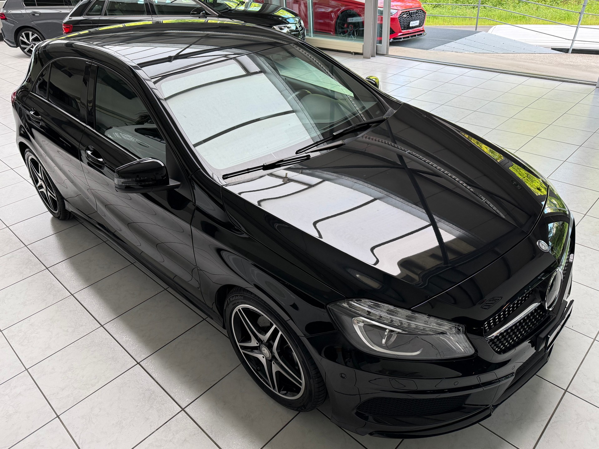 MERCEDES-BENZ A 200 CDI AMG Line 4Matic 7G-DCT-image-5