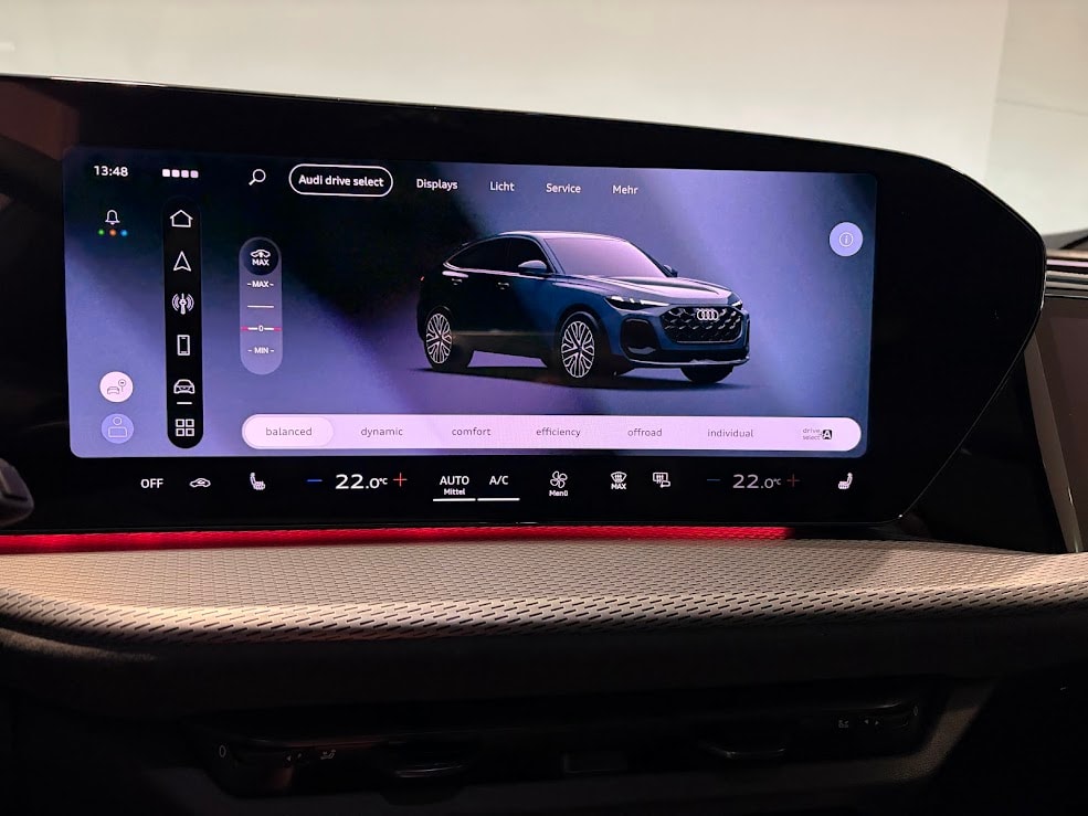 AUDI Q5 Sportback TFSI quattro 150 kW S-tronic-image-8
